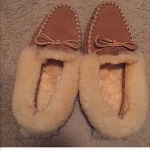 L.L. Bean wicked good moccasins women’s size 8